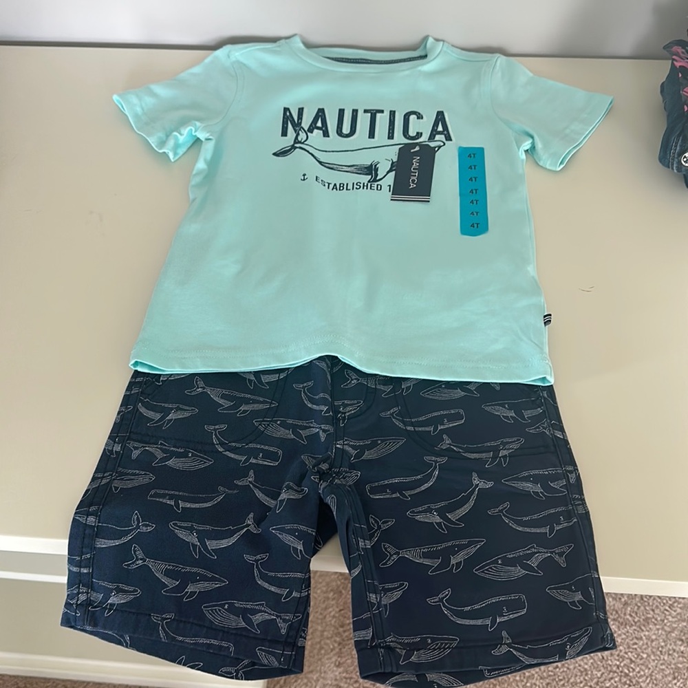 NWT Nautica Shirt & Shorts Set. Boys 4T
